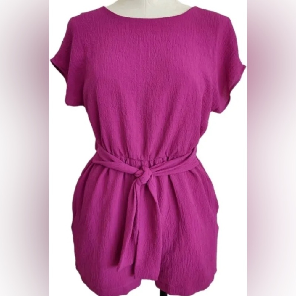 Grayson Magenta Cap Sleeve Romper Fully Lined Elastic & Tie Waist Size Small